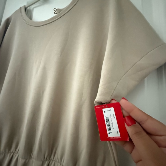 SPANX Air Essentials Petite Large Jumpsuit - Tahini LP - Picture 8 of 9